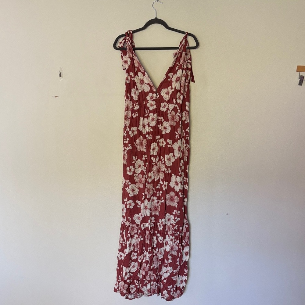 Abercrombie & Fitch Burgundy Floral Maxi Dress
